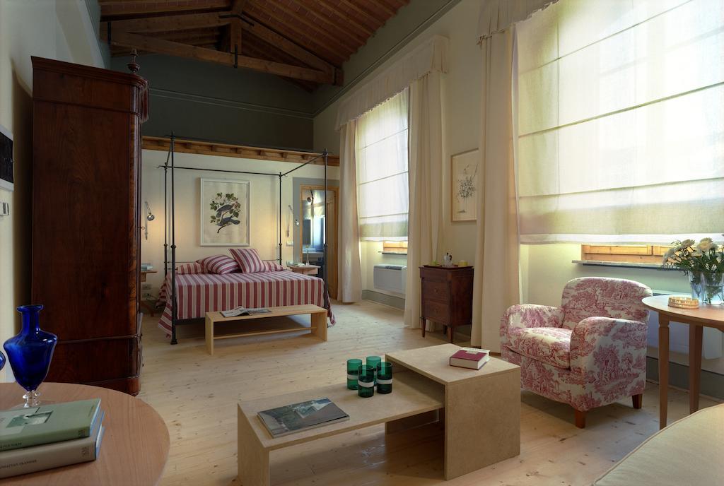 Fattoria Casamora - Suites Pian di Scò الغرفة الصورة